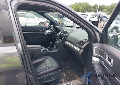 2017 Ford Explorer Sport из США, поврежденный, VIN 1FM5K8GT0HGD51925